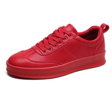 Load image into Gallery viewer, 2020 Design Spring Autumn Men's Outdoor Sneakers Breathable Black Red White Boys Sport Running Shoes Youth Anti-slip Flats Shoes